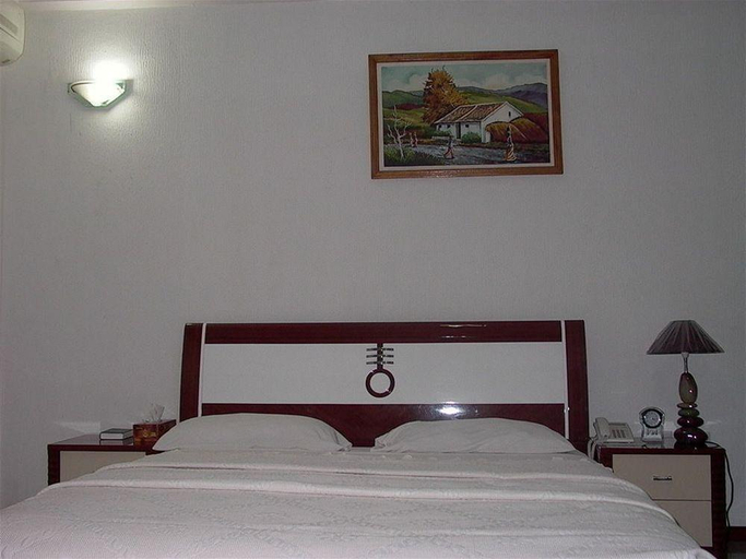 Bedroom 3, Eastoment Hotel, Accra