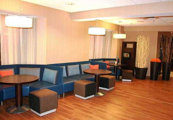 Public Area 2, Courtyard by Marriott Traverse City, Grand Traverse