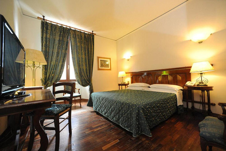 Bedroom 5, Le Due Fontane, Florence