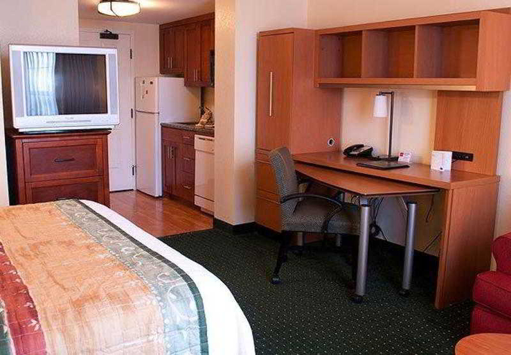 Exterior & Views 2, TownePlace Suites Suffolk Chesapeake, Suffolk