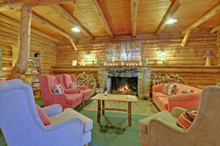 Public Area 2, Lemonthyme Wilderness Retreat, Kentish