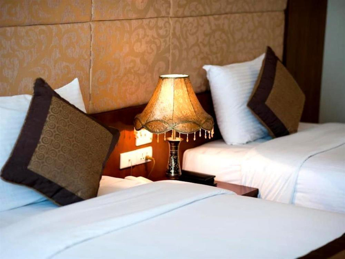 Bedroom 1, DanaSea Hotel, Da Nang