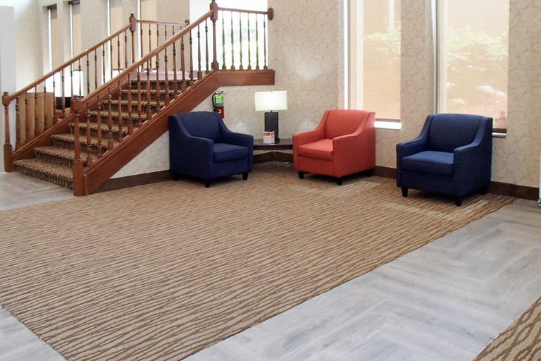 Public Area 3, GreenRidge Hotel, Lake