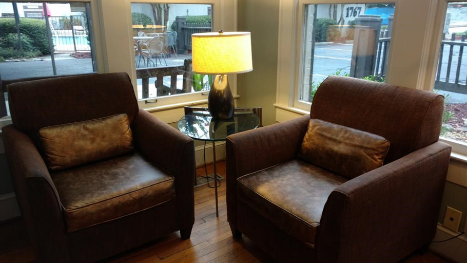 Public Area 2, The University Inn at Emory, DeKalb