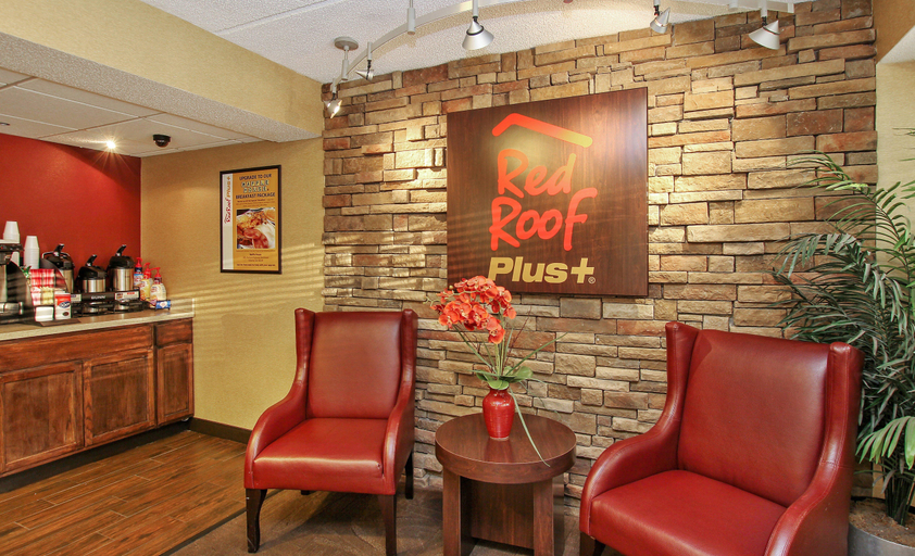 Public Area 4, Red Roof PLUS+ Atlanta - Buckhead, DeKalb
