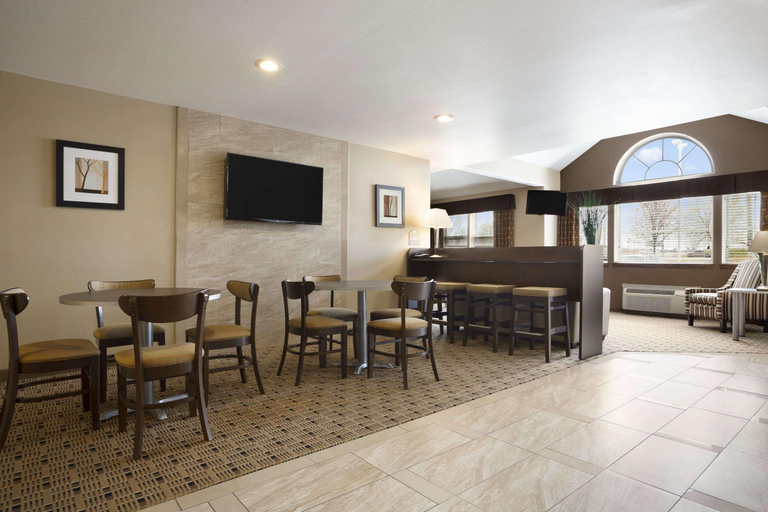 Public Area 3, Sleep Inn Marion - Cedar Rapids, Linn