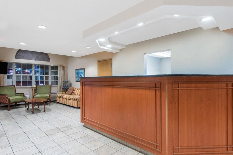Public Area 3, Knights Inn Allentown, Lehigh