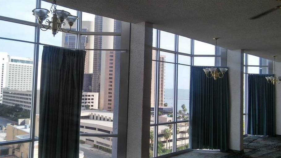 Public Area 5, Hotel Corpus Christi Bayfront, Nueces