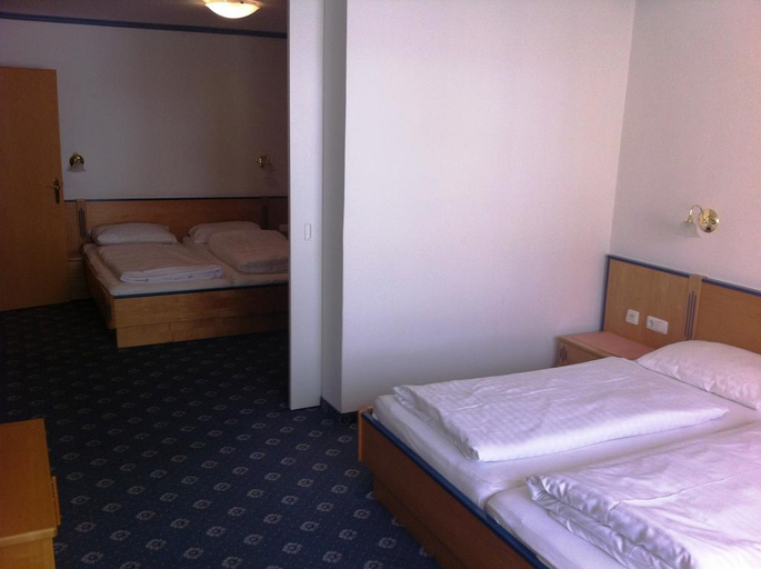 Bedroom 4, Bärenbachhof, Zell am See