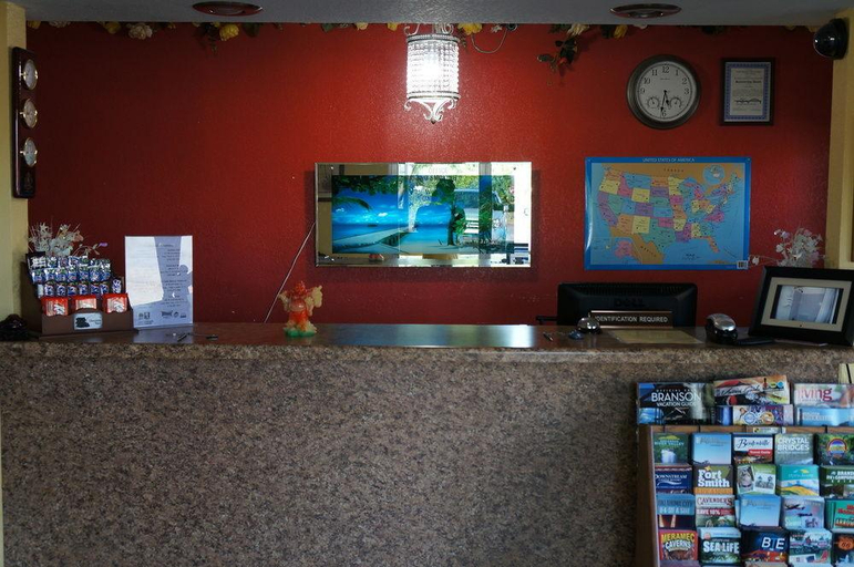 Public Area 3, Ozark Inn & Suites , Franklin