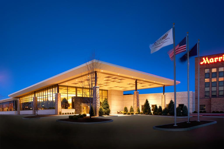 Exterior & Views 1, Indianapolis Marriott East, Marion
