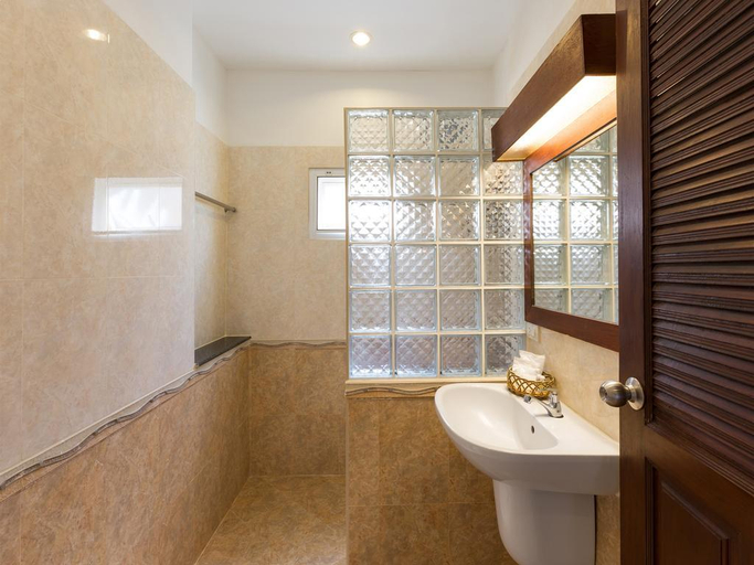Bathroom 5, Le Piman Resort, Pulau Phuket