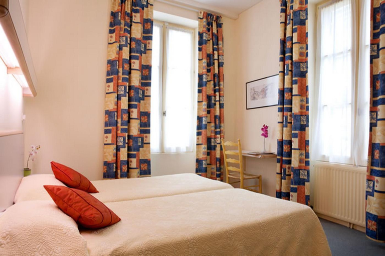 Public Area 2, Hotel Montaigne, Dordogne