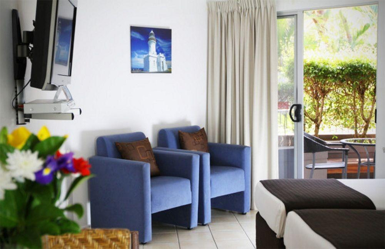 Others 5, Beachcomber Resort, Byron