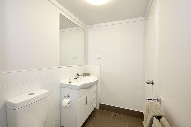 Bathroom 3, Seasons Hotel Newman, East Pilbara