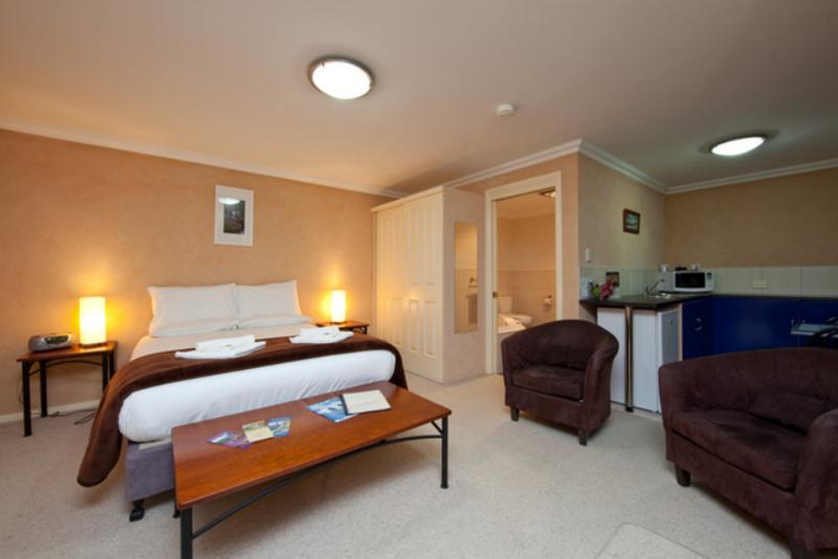 Bedroom 2, Oyster Cove Chalets, Kingborough