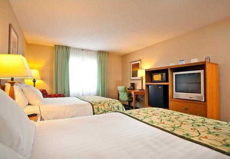 Bedroom 3, Fairfield Inn & Suites Mt. Pleasant, Isabella