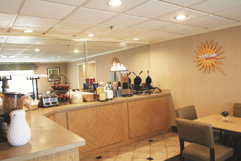 Public Area 2, Baymont Inn & Suites Orlando South, Orange