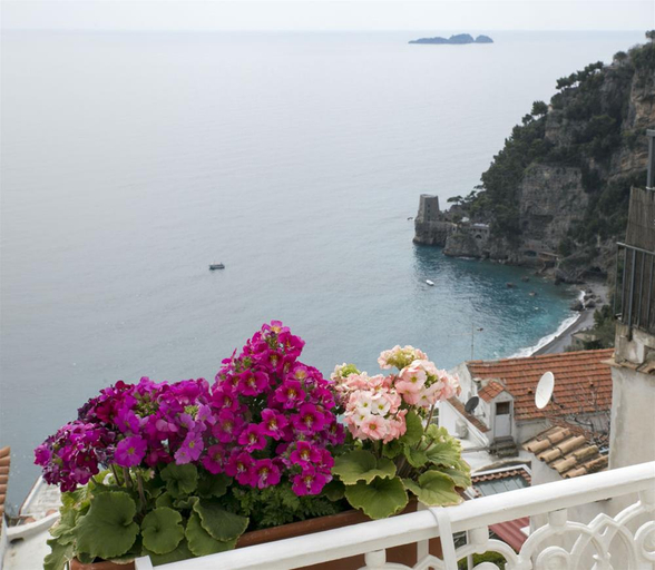 Exterior & Views 2, B&B Casa Nilde Positano, Salerno
