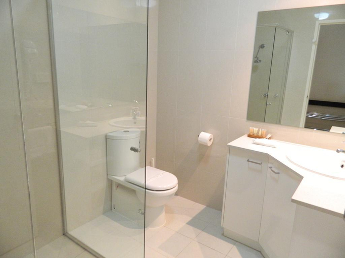 Bathroom 4, Ciloms Airport Lodge, Hume - Broadmeadows