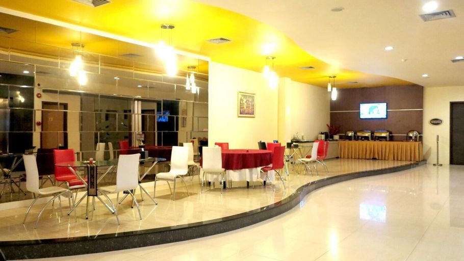 Jolin Hotel Makassar, Makassar