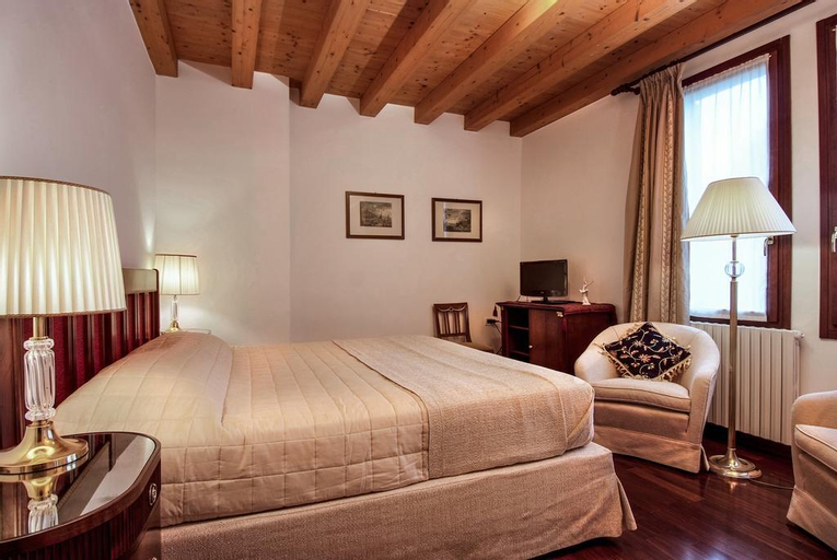 Villa Dacri, Venezia