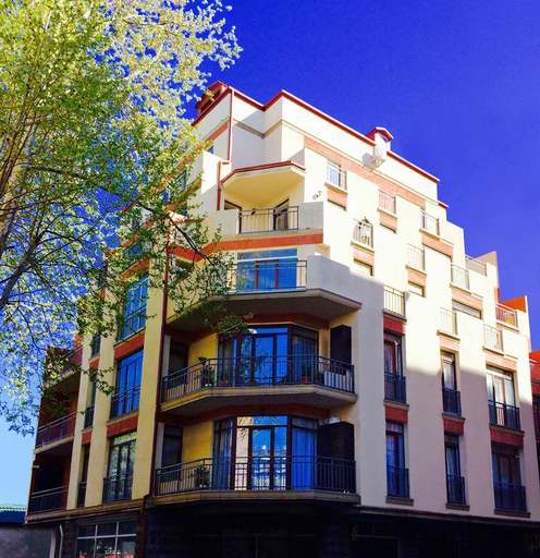 Exterior & Views 2, British House, Tbilisi