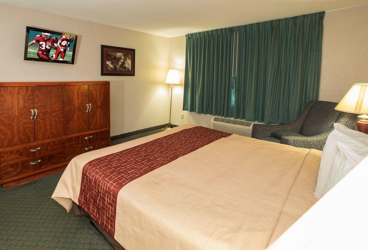 Bedroom 4, Riverside Inn Fulton, Oswego