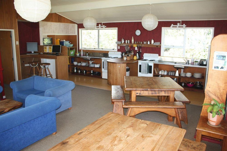 Food & Drinks 5, Punakaiki Beachfront Motels, Buller
