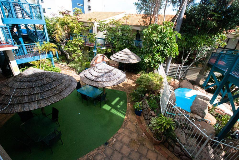 Exterior & Views, West Beach Lagoon 202 - Quiet & Ground Floor, Stirling