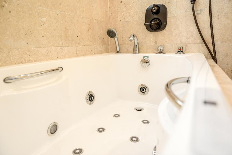 Bathroom 4, Hotel Impala by LuxUrban Trademark Collection, Miami-Dade