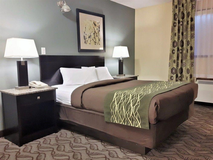 Bedroom 5, Lacombe Motor Inn, Division No. 8