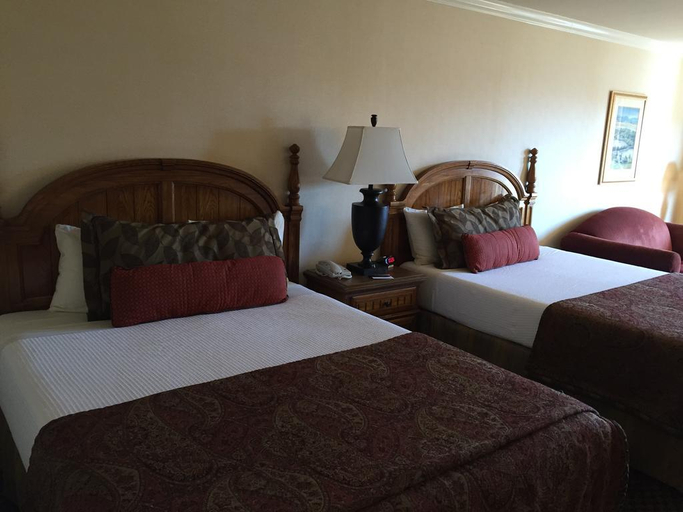 Bedroom 3, Coventry Motor Inn, San Francisco