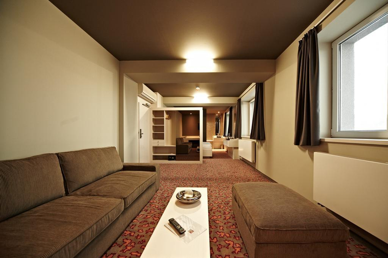 Public Area 2, Kongres Hotel Roca, Košice IV