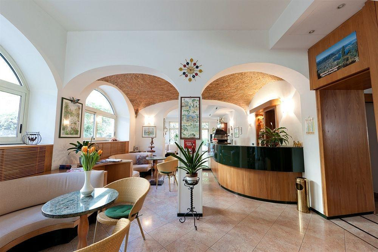 Public Area 2, Hotel Quarcino, Como