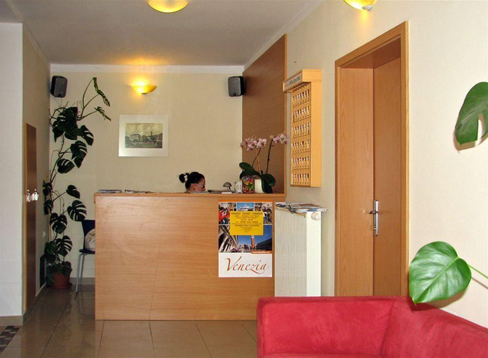 Public Area 3, Keltika, Izola
