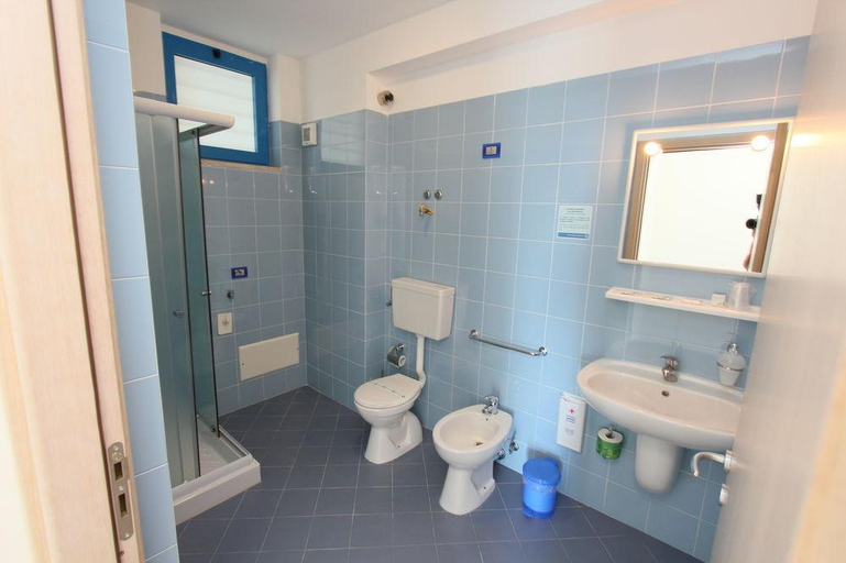 Bathroom, Miljunka - Camere e Appartamenti, Messina
