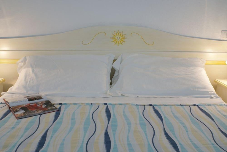 Bedroom 4, Hotel Donatella, Nuoro