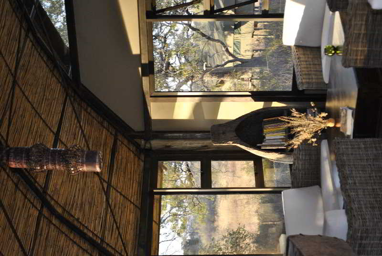 Public Area, Nkasa Lupala Tented Lodge, Linyandi