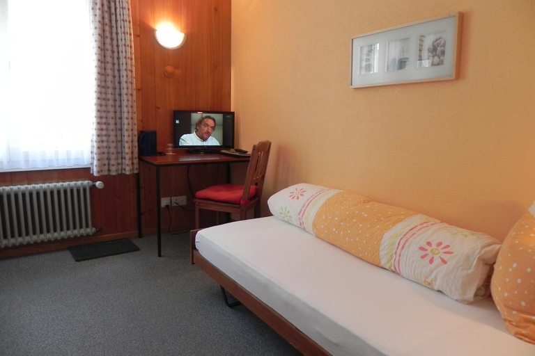Bedroom 3, Tschuggen, Interlaken