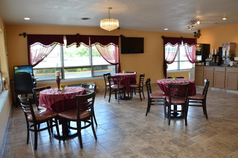 Food & Drinks 5, FairBridge Inn Express Stuttgart, Arkansas
