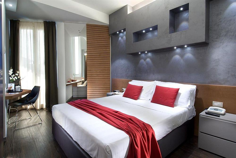 Bedroom 5, Hotel Acapulco, Rimini