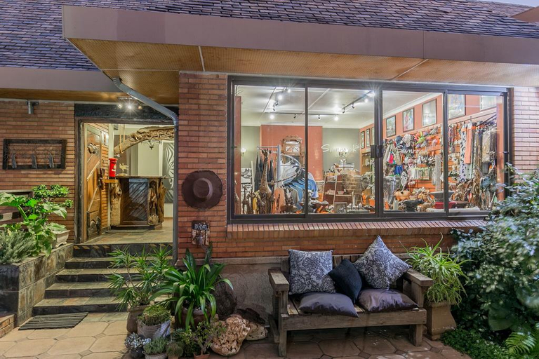 Public Area 4, Sunrock Guesthouse, Ekurhuleni