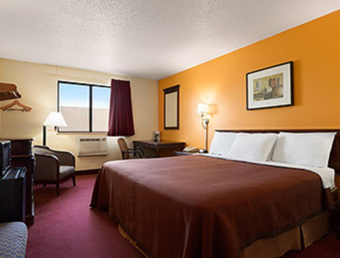 Bedroom 3, Magnuson Hotel Fort Wayne North, Allen