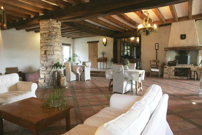 Public Area 4, Domaine De Bassilour, Pyrénées-Atlantiques