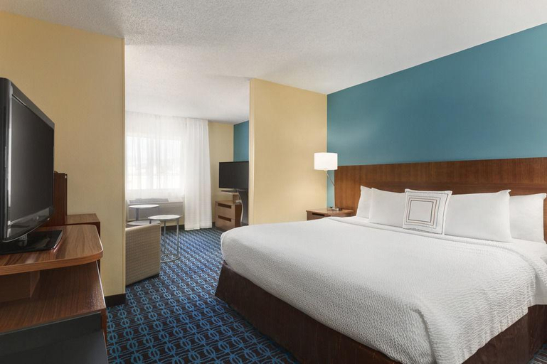 Bedroom 4, Fairfield Inn, Blue Earth