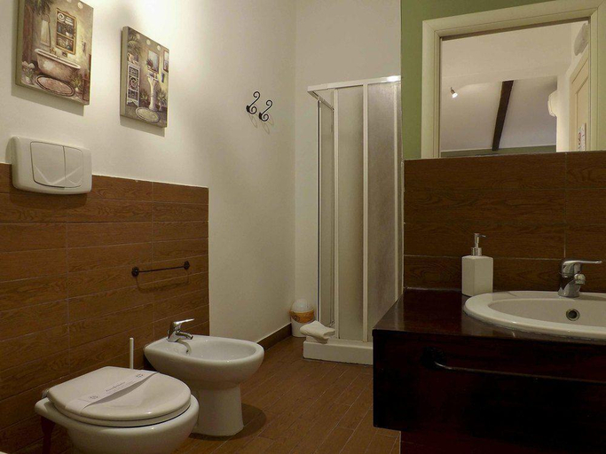 Bathroom 4, Possidonea 28, Reggio Di Calabria