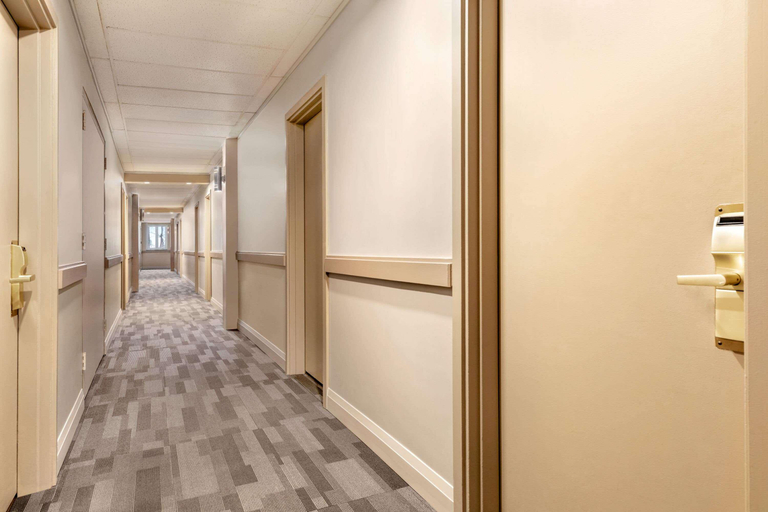 Public Area 2, Travelodge by Wyndham Richmond Hill, York