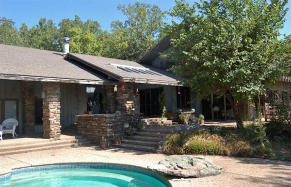 Sport & Beauty 1, The Inn at Bella Vista, Benton