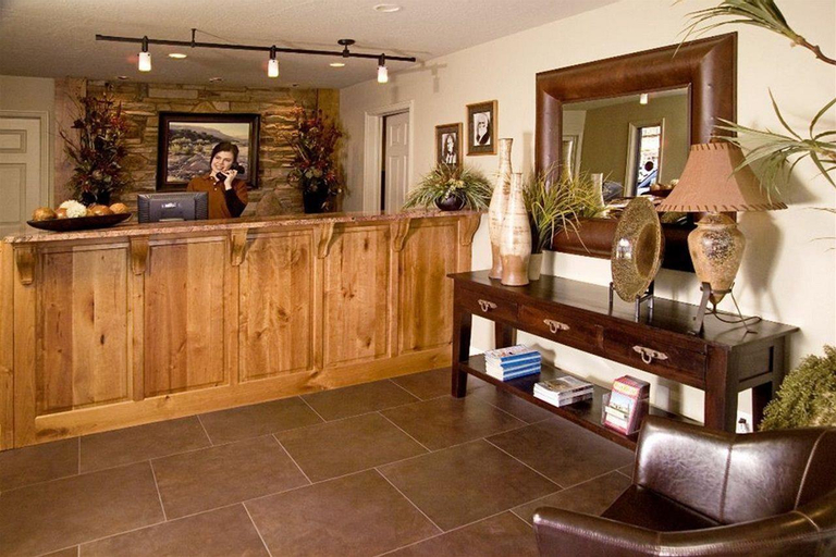 Claridge Inn, Washington